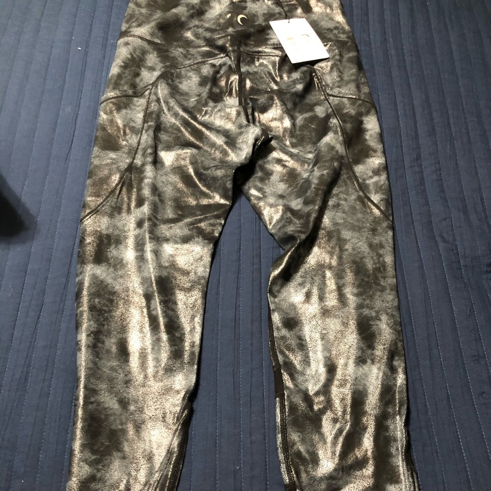 zyia leggings